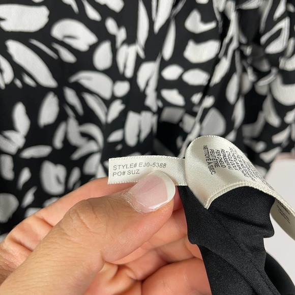 NWOT Eliza J True Wrap Petal Print Dress Black White Cinched 3/4 Sleeve … - Picture 14 of 16